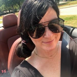 Meet your Posher, Lisa